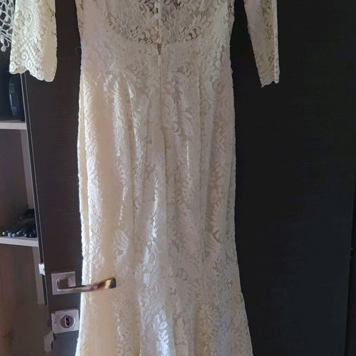 Wedding dress like new, slim fit, lace, mermaid style, size M