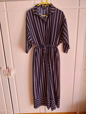 Monki one-piece spring jumpsuit like new, blue with pink stripes