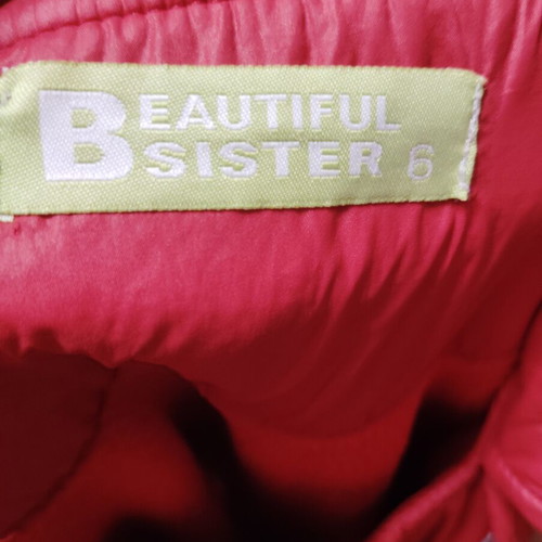 Red spring/autumn trench coat for 5-6 years old girl, like new