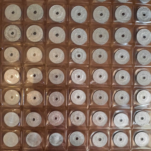 20 & 10 cent coins used, pack of 67 pieces with and without holes
