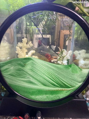 Decorative round hourglass like new