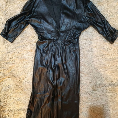 Zara dress with leather texture black like new, size XL