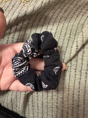 Scrunchie σαν καινούργιο με σχέδια