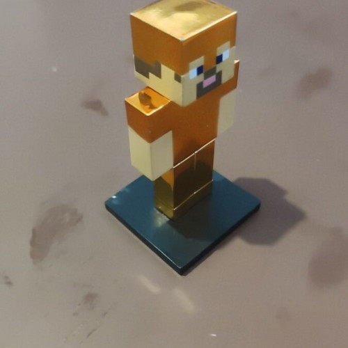 Minecraft Toppeez figures used, Golden Armor Steve rare