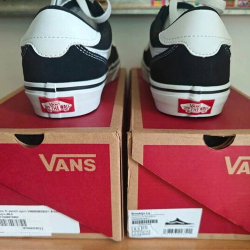 Vans Brooklyn LS sneakers, black and white, size 38