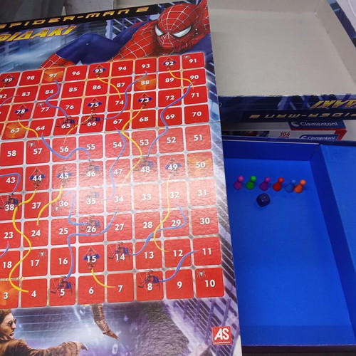 Spider-Man kids games pack with 2 puzzles and 1 board game used