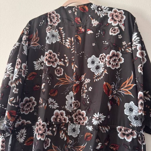 Sfera floral kimono maxi cardigan size S like new, brown and orange
