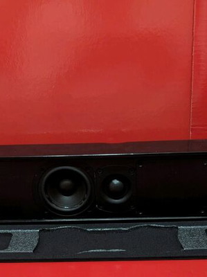 Triad Micro Sat 3.0 Soundbar like new, wall-mounted with wood finish