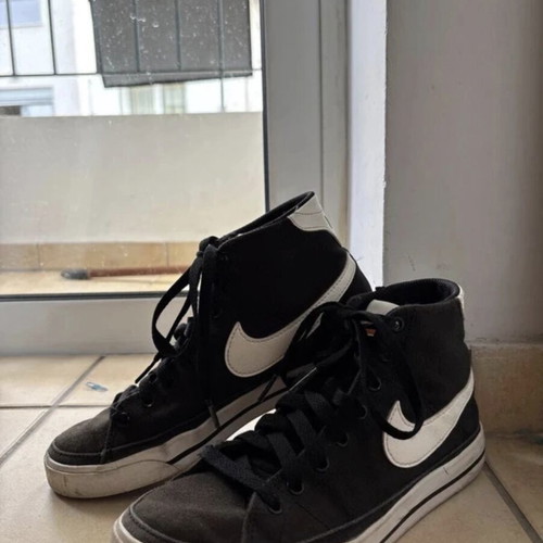 Nike Blazer Mid ‘77 used, black and white, size 38