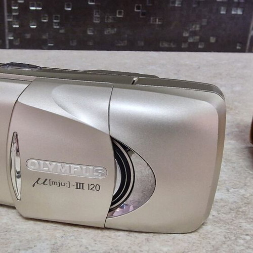 Olympus MJU III 120 35mm Point & Shoot Film Camera like new