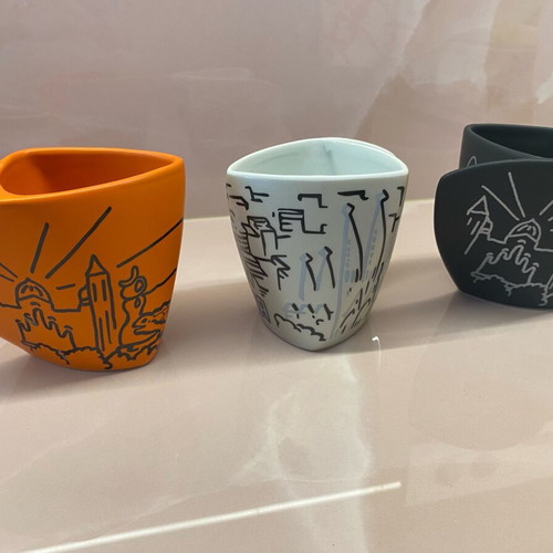Souvenir Barcelona mug set inspired by Antoni Gaudí architecture