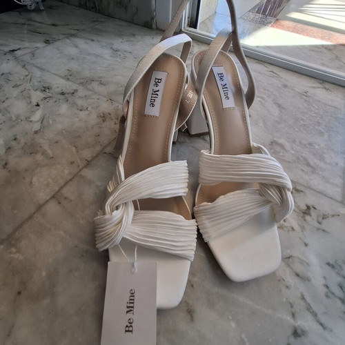 Sandals new, white and beige, size 38, platform style