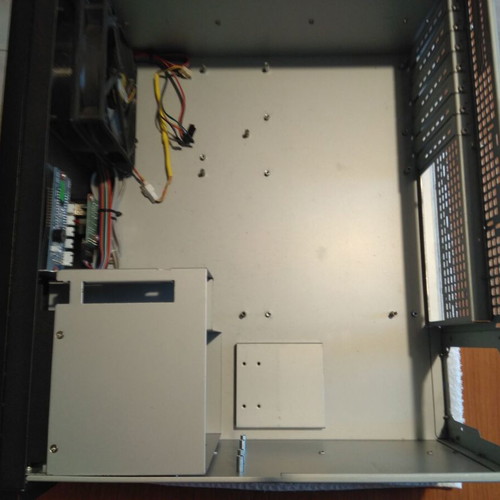 Server case like new for rack, supports motherboards up to E-ATX