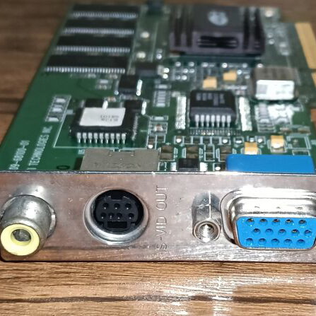 Ati Rage 128 AGP 32MB vintage graphics card used