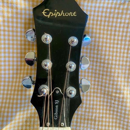 Epiphone SJ-15 Super Jumbo acoustic guitar like new