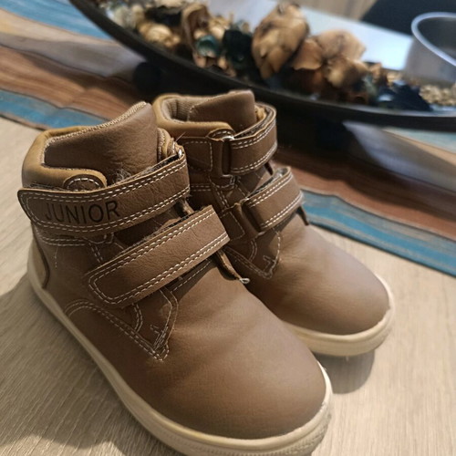 Brown boys' boots new No27 from voi & noi