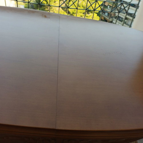 Wooden dining table like new, extendable 1.5-2m
