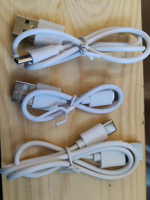 Σετ 3 λευκά καλώδια USB to USB Type C καινούργια