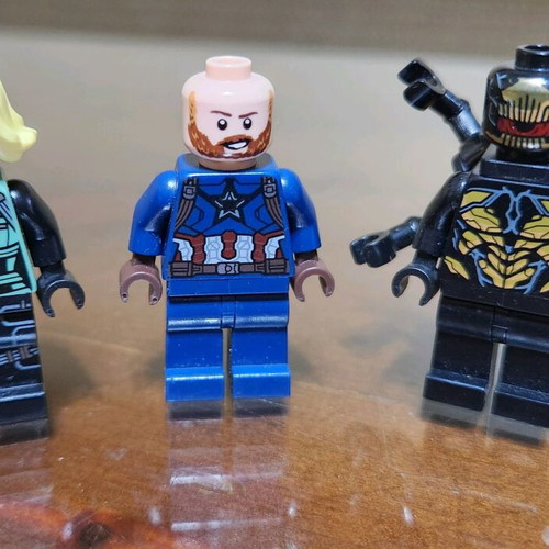 Lego Marvel figures Captain America, Black Widow and Outrider used