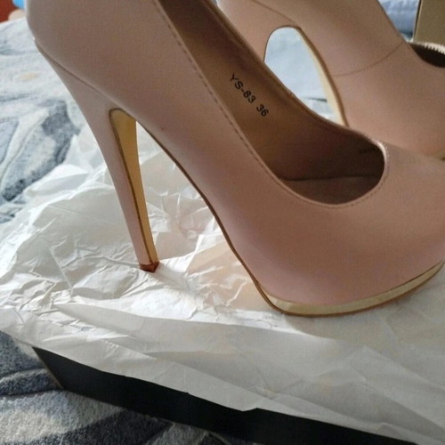 Jflowers pink Barbie high heels used, size 36
