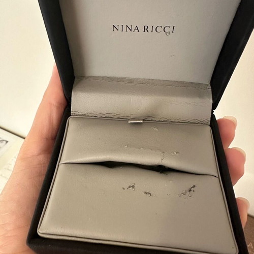 Nina Ricci cufflinks like new