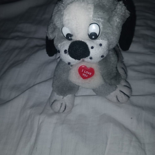 Plush dog like new