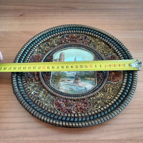 Mosaic wall decoration used with semi-precious stones and metal