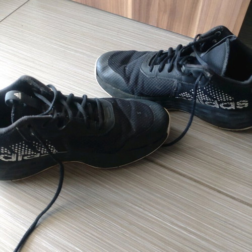 Adidas athletic shoes used, black