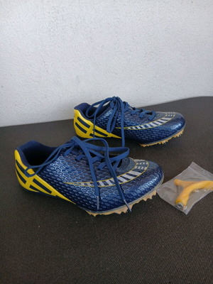 Athletic track shoes size 39 like new, blue and yellow