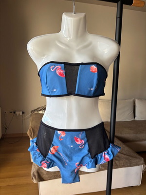 Chic Mess swimsuit size L like new, blue and pink