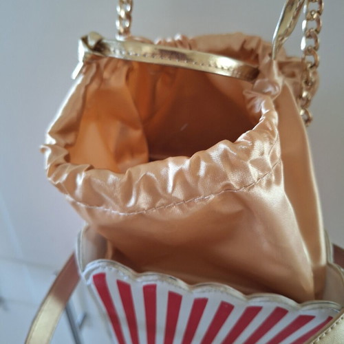 Kate Spade shoulder bag like new, white and red