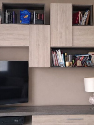 TV unit, like new