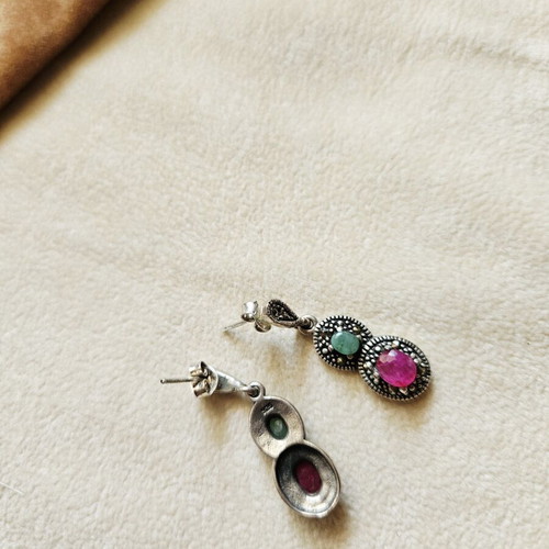 Vintage 925 silver earrings with stones