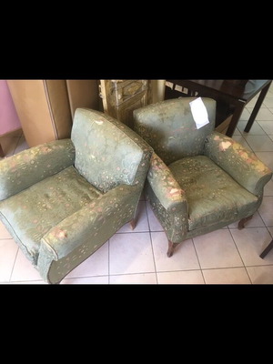 Living room set used, 1 sofa and 2 armchairs Saridis antique 60s 70s English style