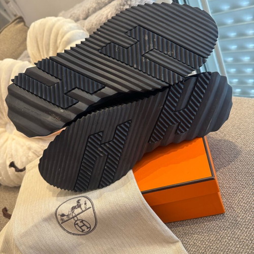 Hermès Bouncing sneakers black size 44 like new