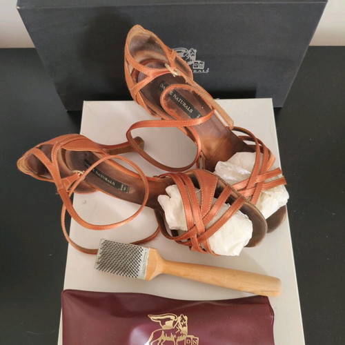 Dance Naturals Raso brown dance shoes used size 35.5
