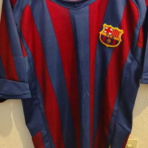 Ronaldinio jersey like new, size Large
