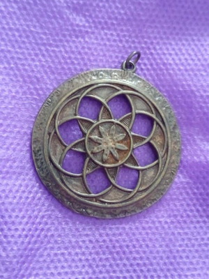 Ethnic boho pendant new, gold color