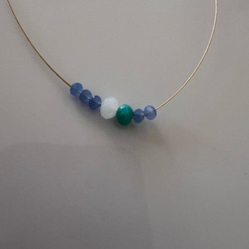Necklace with small beads new