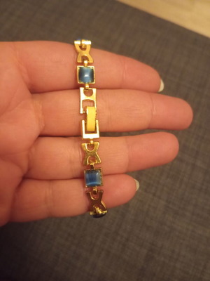 Bracelet with clip used, blue and gold