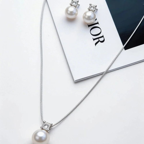 18K Gold Plated Pearl Jewelry Set Necklace and Earrings