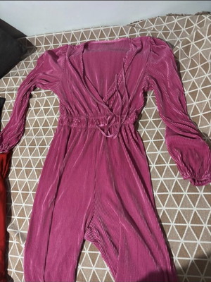 Elastic jumpsuit used, one size