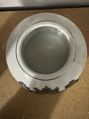 Decorative bowl used