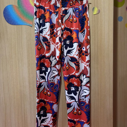 Simple colorful leggings pants like new, size M-L