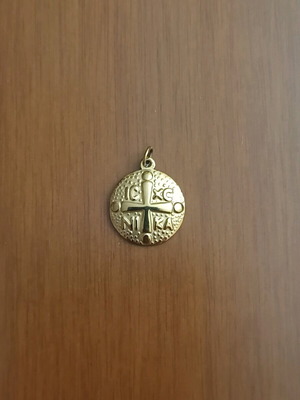 Steel Konstantinato pendant does not tarnish