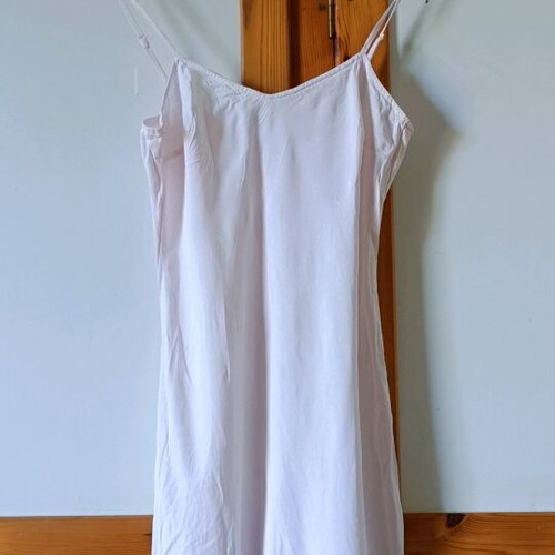 Benetton dress used, adjustable straps, slightly transparent, size M