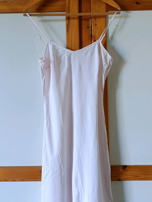 Benetton dress used, adjustable straps, slightly transparent, size M