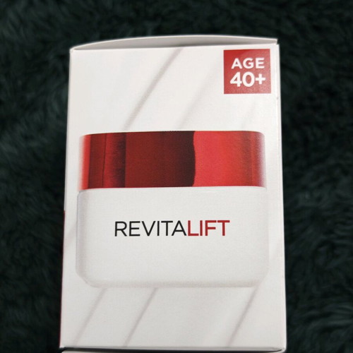 L'Oreal Paris Hydrating and Anti-Aging Eye Cream with Retinol 15ml 40+ New