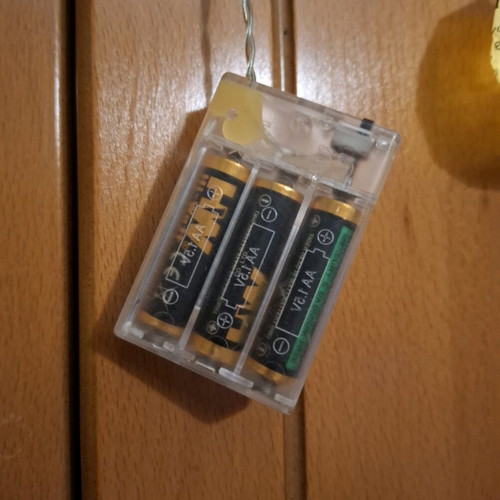 Battery-operated string lights warm white
