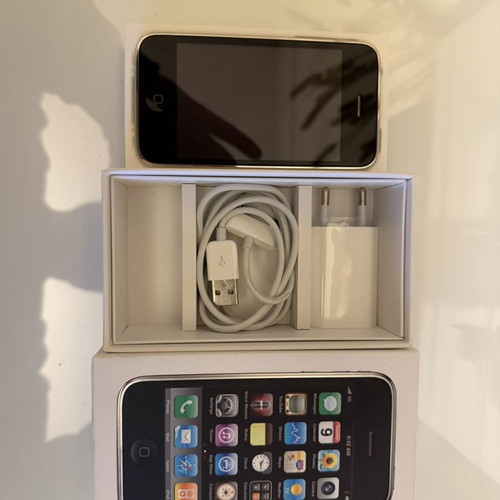 iPhone 3GS new, white, 32GB, Apple iOS